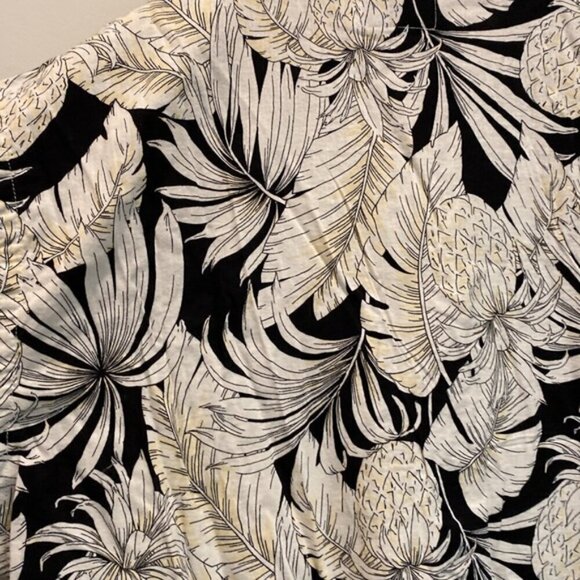 Old Navy Classic Fit Everyday Palm Leaf Shirt Size XL - Picture 5 of 9